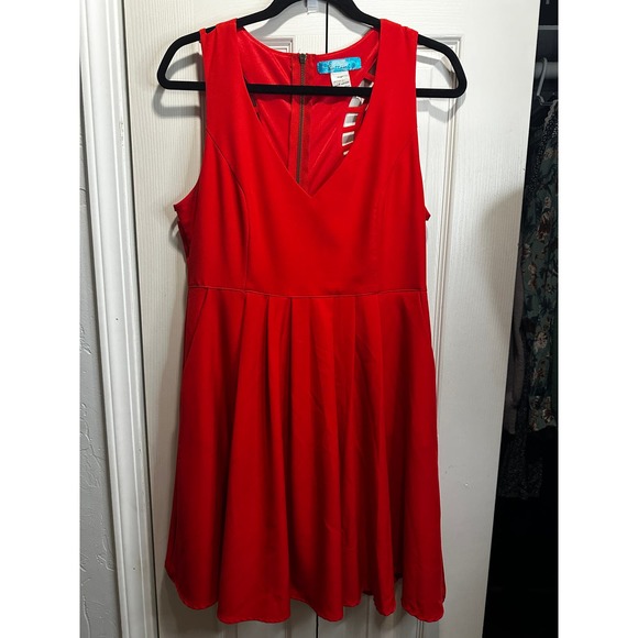 Buttons Red Dress Size L with Zip Back - Picture 1 of 7
